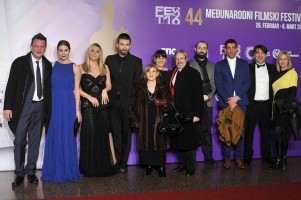 Ekipa filma "Zvizdan"  na crvenom tepihu : Ankica Juric Tilic, Tihana Lazovic, Goran Markovic, Nives Ivankovic, Tomislav Pavlic, Dalibor Matanic, Slavko Sobin